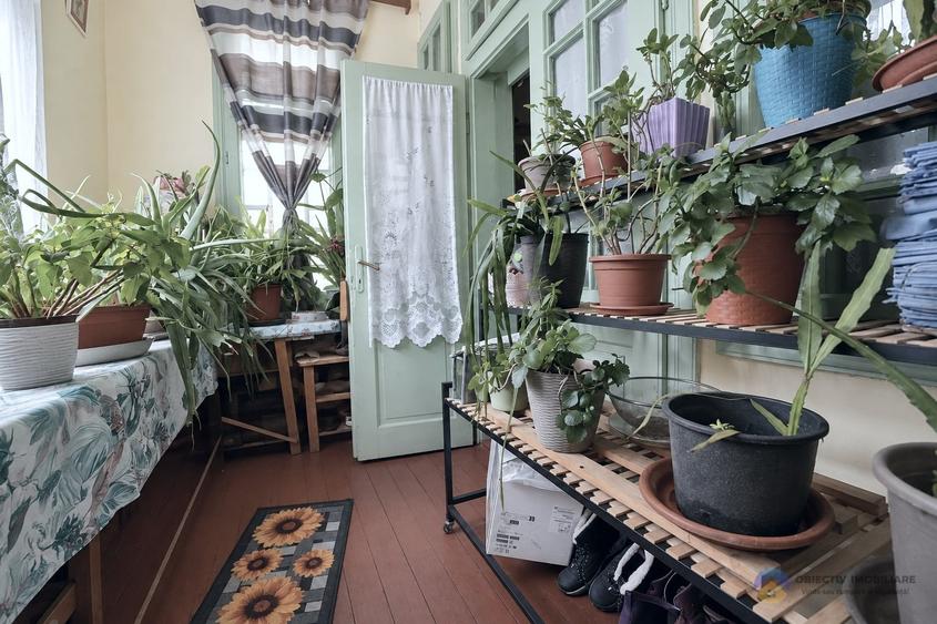 Casă individuală cu 4 camere cu Canalizare în Precista