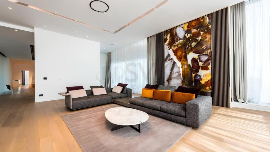 Apartament cu 4 camere decomandat, mobilat în Herăstrău
