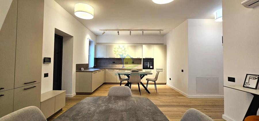 Apartament cu 3 camere semidecomandat, mobilat în Aviației