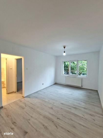 Apartament 2 camere, renovat complet, parter, zona Sagului - 1