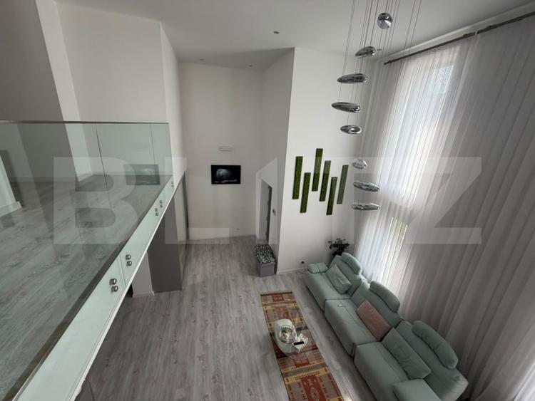 Duplex cu 3 camere cu Canalizare în Central