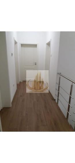 Duplex cu 4 camere cu Canalizare în Dumbrăvița