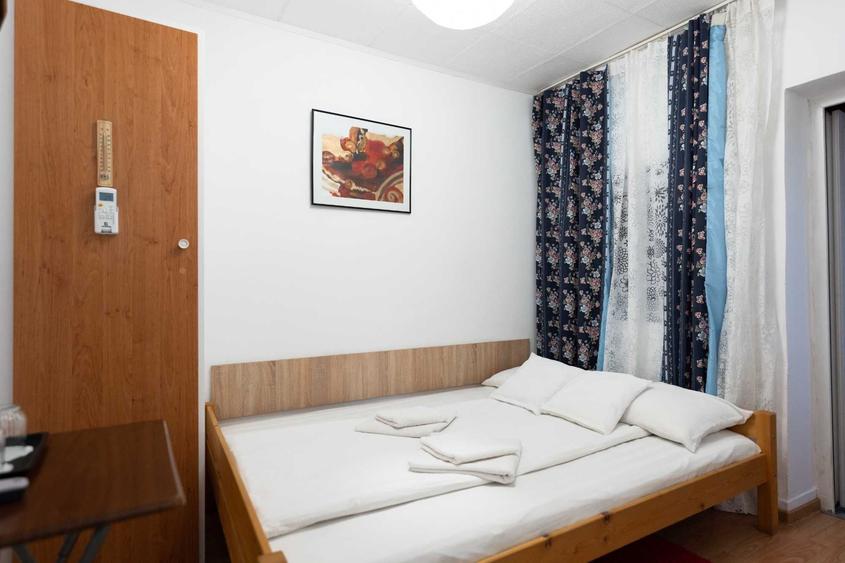 Casă cu 4 camere cu Teren 219 Mp în Central