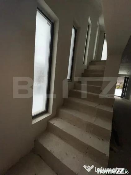 Casă cu 4 camere cu Teren 810 Mp în Central
