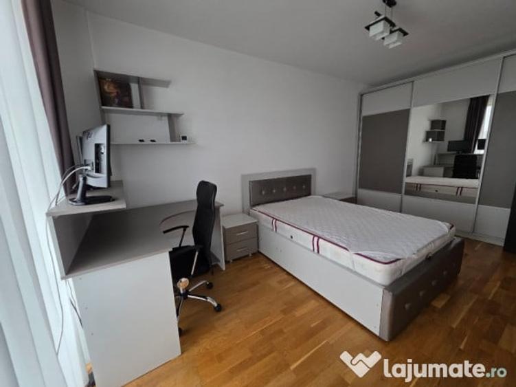 Apartament cu 2 camere decomandat în Borhanci