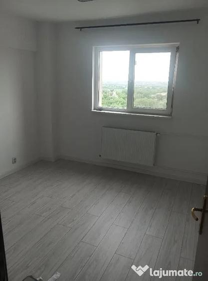 Apartament cu 3 camere decomandat în Pantelimon