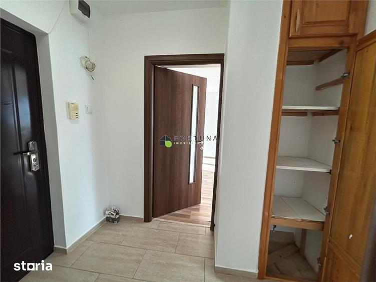 Garsonieră decomandată în Florilor