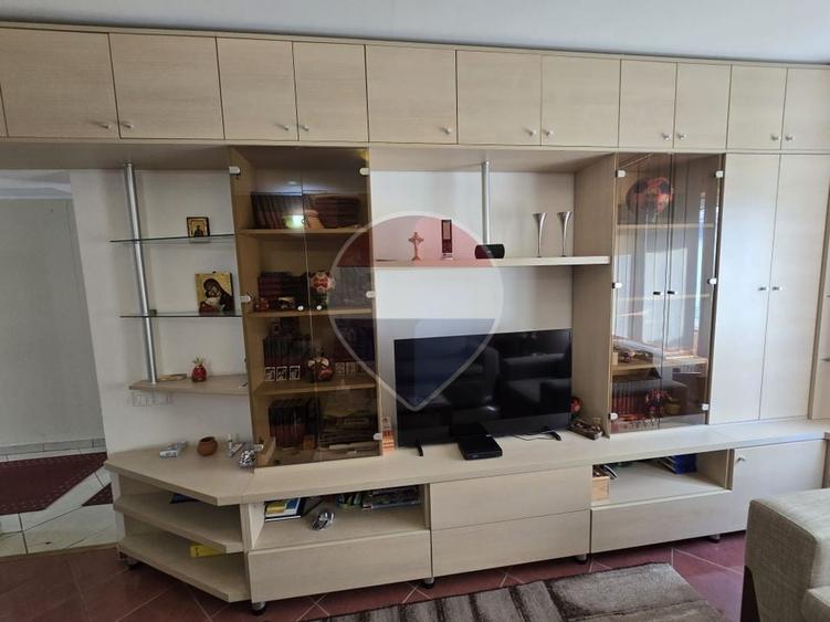 Casă individuală cu 4 camere cu Teren 273 Mp în Ferentari