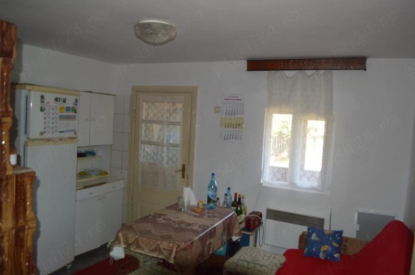 Casă cu Teren 700 Mp în Gratia