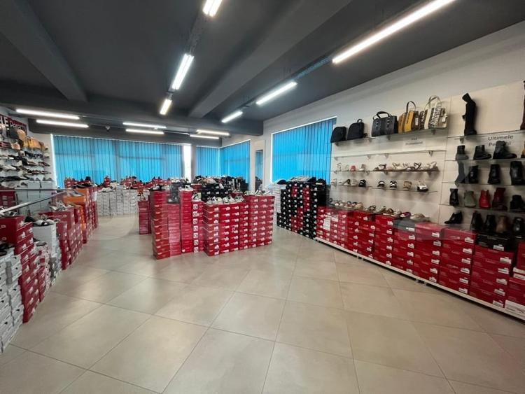 Spațiu comercial, de 226 mp, în Episcopia Bihorului
