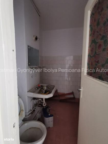 Apartament 4 camere, etaj 1, Reghin