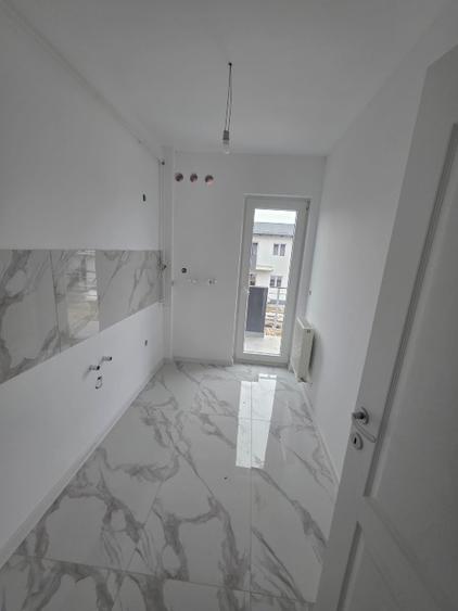 Apartament cu 2 camere semidecomandat în Lunca Cetățuii