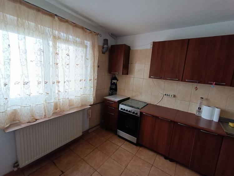 Apartament cu 3 camere decomandat în Vitan Mall