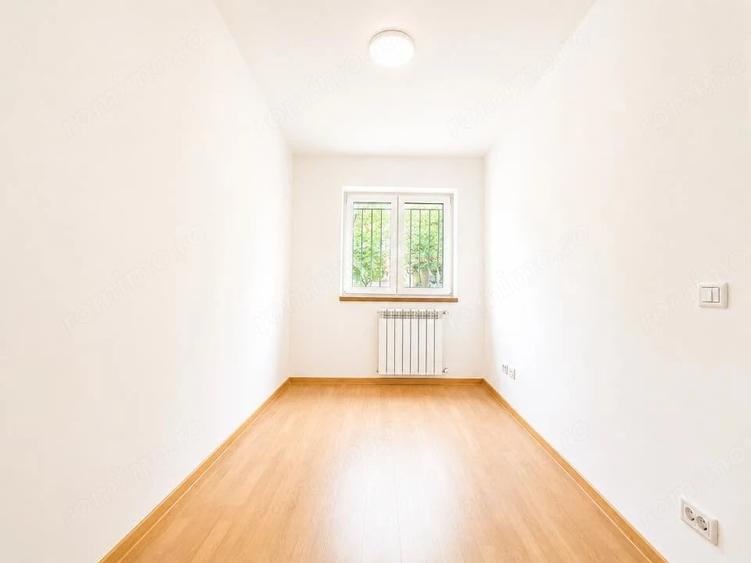 Apartament cu 3 camere semidecomandat în Mărăței