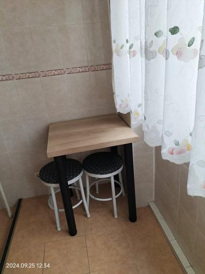 Garsonieră decomandată în Vitan