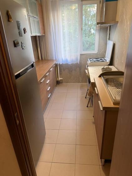 Apartament cu 2 camere semidecomandat, mobilat în Dristor