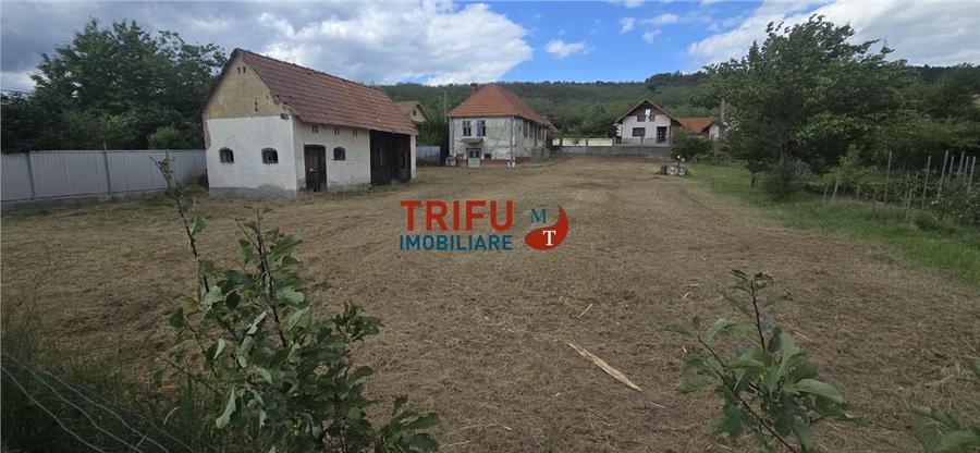 Casă individuală cu 3 camere cu Canalizare în Hăpria