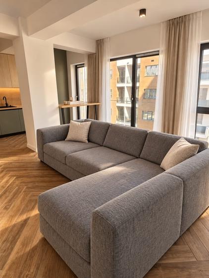 Apartament cu 3 camere, mobilat în Universitate