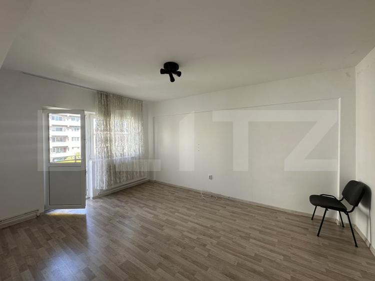Garsonieră decomandată în Careiului