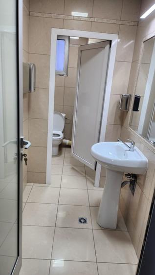 Birou, de 1,157 mp, în Dămăroaia
