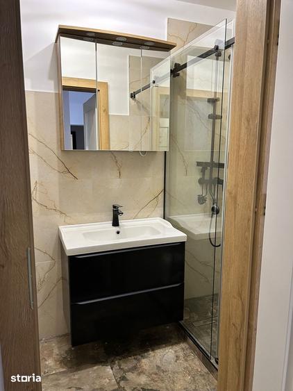 Apartament cu 3 camere în Florești
