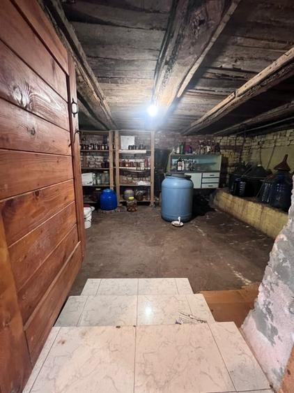 Casă individuală cu 4 camere cu Canalizare în Exterior Vest