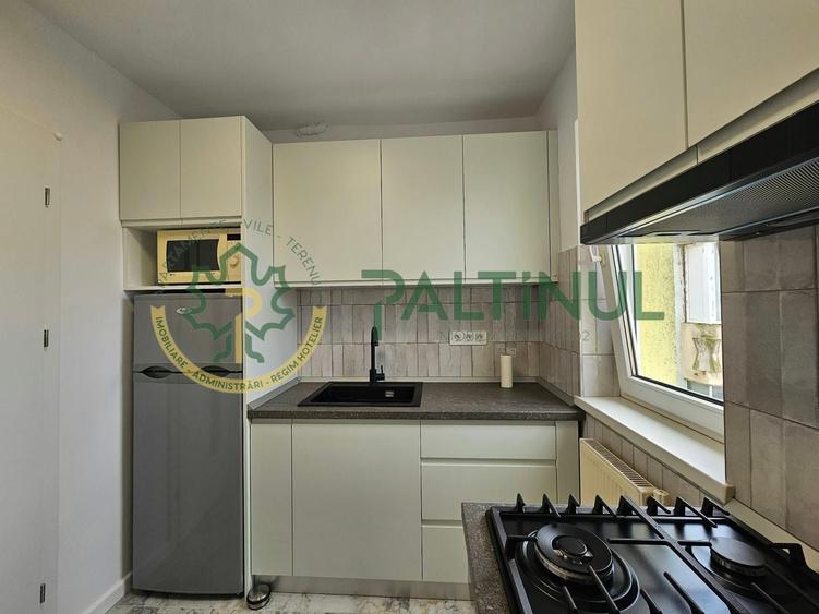 Apartament cu 2 camere decomandat, mobilat în Vasile Aaron