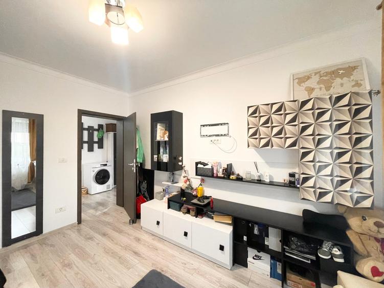 Apartament cu 3 camere decomandat, mobilat în Braytim