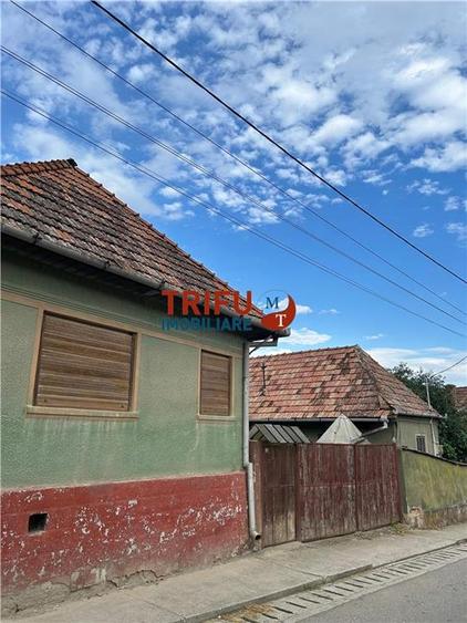 Casă individuală cu 3 camere cu Canalizare în Cricău