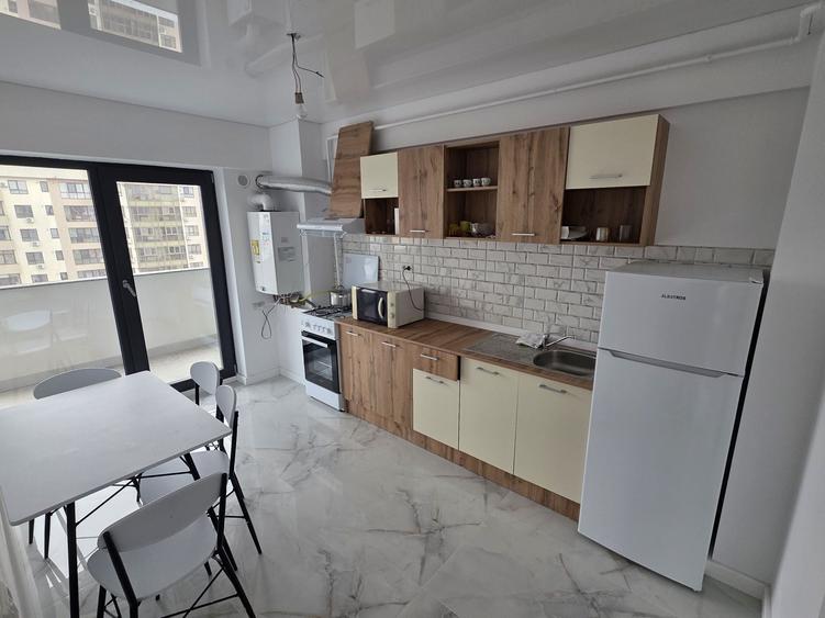 Apartament cu 2 camere decomandat în Central