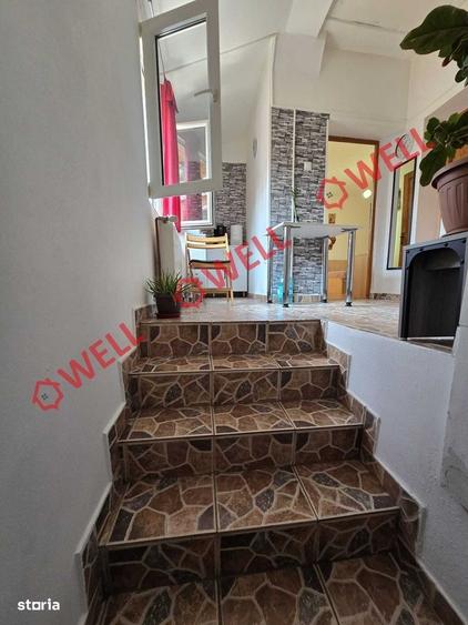 Casă cu 4 camere în Augustin
