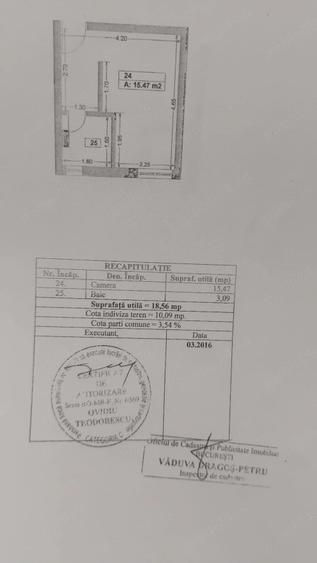 Garsonieră decomandată în Titan