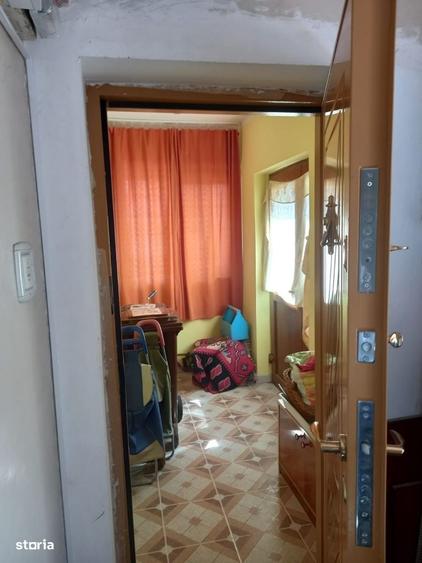 Casă cu 3 camere în Băceni