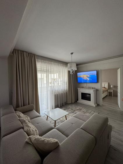 Apartament cu 2 camere semidecomandat în Florești