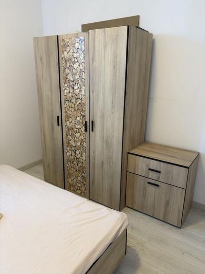 Apartament cu 3 camere decomandat în Dumbrăvița