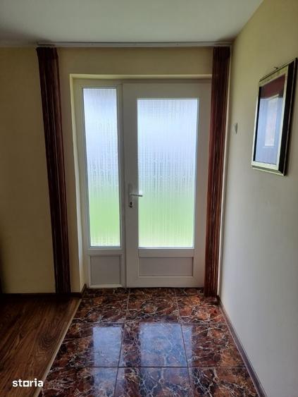 Casă cu 3 camere cu Teren 1850 Mp în Nicșeni