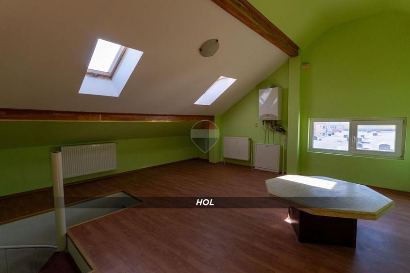 Apartament cu 6 camere decomandat, mobilat în Central