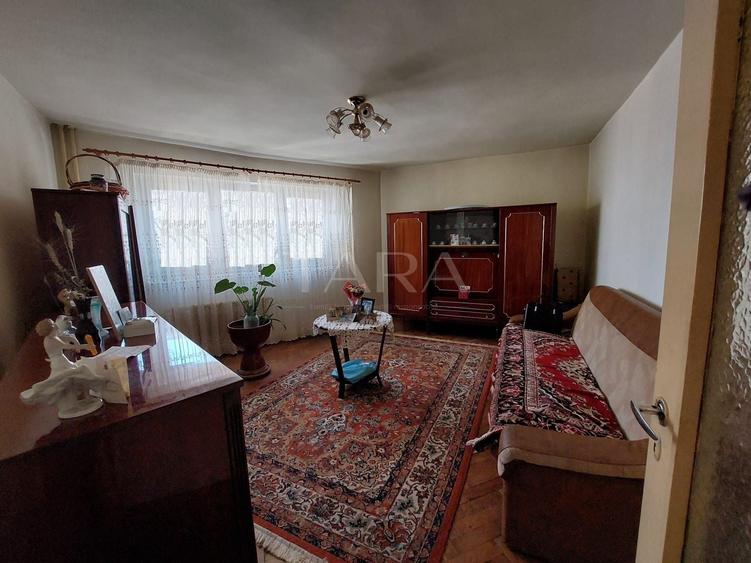 Apartament cu 4 camere decomandat în Mănăștur