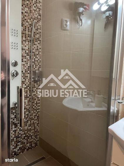 Apartament cu 2 camere, mobilat în Ultracentral