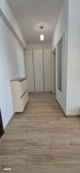 Apartament cu 3 camere, mobilat în Tomis Plus