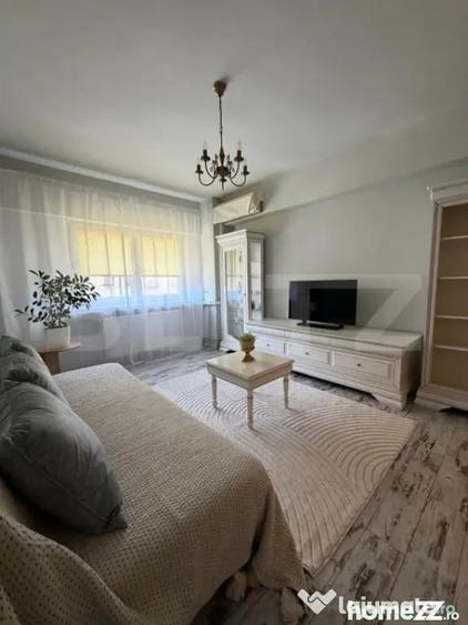 Apartament cu 4 camere decomandat în Ultracentral