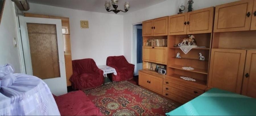 Apartament cu 2 camere semidecomandat în Obor