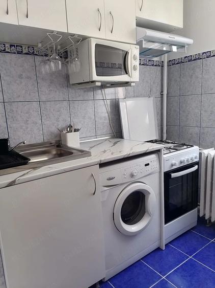 Garsonieră decomandată, mobilată în Veteranilor