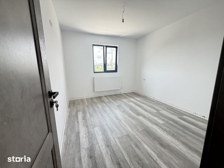 Casă cu 3 camere cu Teren 350 Mp în Central