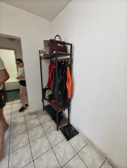 Apartament cu 3 camere decomandat, mobilat în Pantelimon