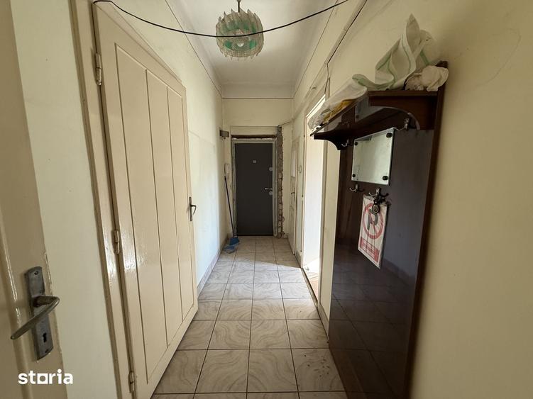 Apartament cu 3 camere decomandat în Olimpia-Stadion