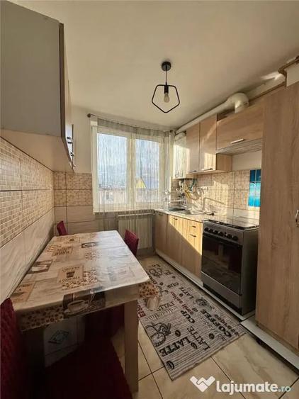 Apartament cu 2 camere semidecomandat în Ultracentral