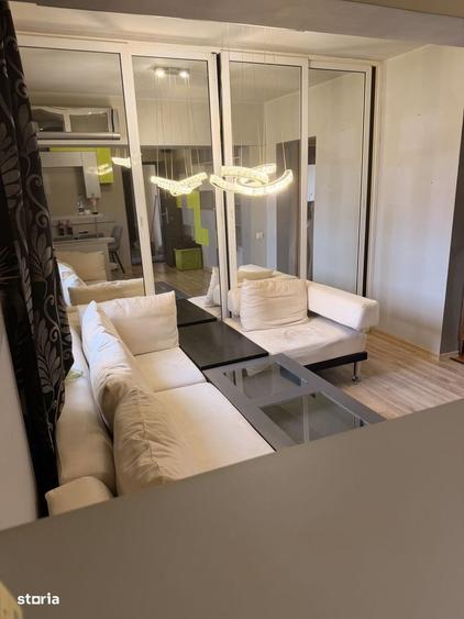 Apartament cu 3 camere în Tineretului