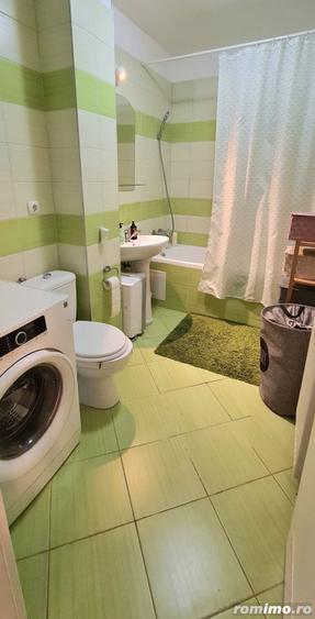 Garsonieră decomandată în Lunei