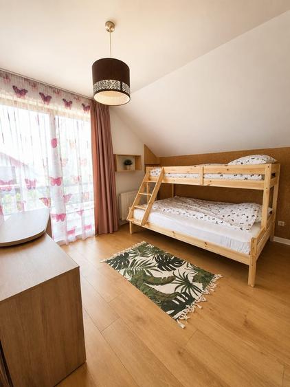 Casă cu 4 camere cu Teren 510 Mp în Central